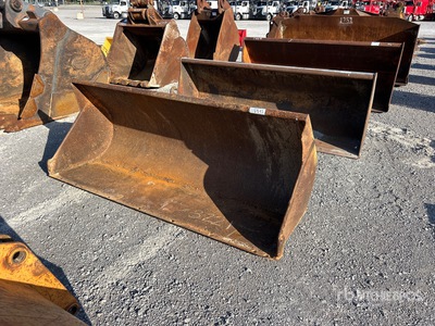 80 in Backhoe Loader Bucket - Fits Case 580