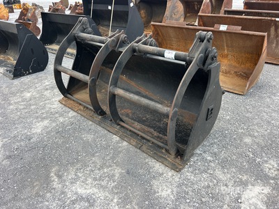 77 in General Purpose Wheel Loader Grapple - Fits Kawasaki