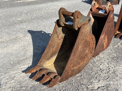 Tag 16 in Digging Excavator Bucket - Fits Cat 308