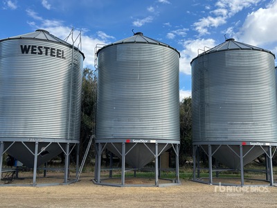 Westeel 1805 +/- 4800 bu 5 Ring Hopper Grain Bin