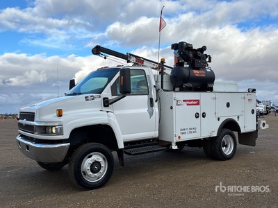 2006 Chevrolet C5500 4x4 Camion de servicios