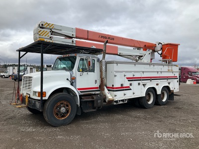 Posi-Plus 500-55-AM 68 ft on 2001 International 4900 6x4 Cable Placer Bucket Truck