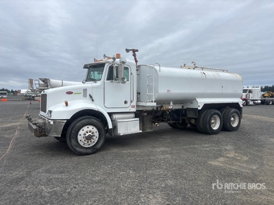 1999 Peterbilt 330 4000 gal 6x4 Water Truck