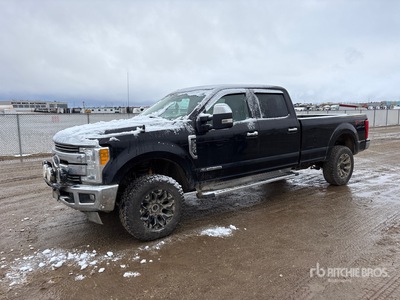 2017 Ford F-350 Lariat 4x4 Crew Cab Pickup