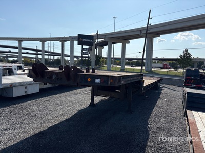 1990 Transcraft Tri/A Step Deck Oilfield Trailer