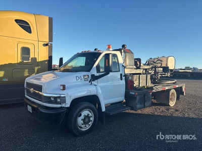 Utilicore Series 500 on 2003 Chevrolet C4500 4x2 Op vrachtwagen gemonteerde kernboor