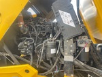 Moteur with Engine - Right Side