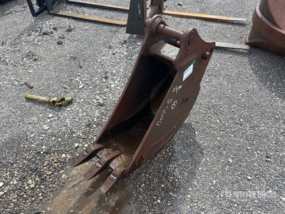 12 in Digging Excavator Bucket