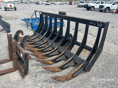 Cat 113 in Stacking Rake