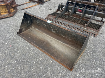 72 in General Purpose Skid Steer Bucket