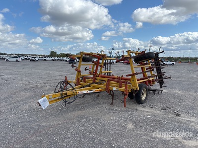 Kent 20 ft Cultivateur