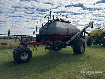 2013 Case IH 3380 380 bu Tow-Behind Air Cart