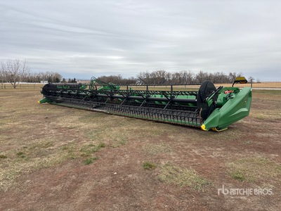 2021 John Deere HD45R 45 ft Hinged Draper Combine Header