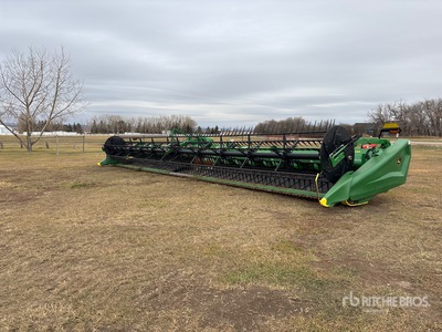 2021 John Deere HD45R 45 ft Hinged Draper Combine Header