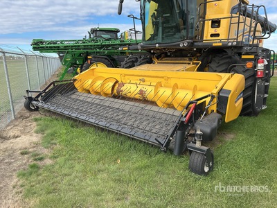 2024 New Holland 790CP 15 ft Combine Header