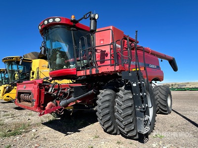 2013 Case IH 8230 Combine Harvester