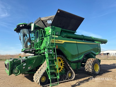 2022 John Deere X9 1100 Combine Harvester