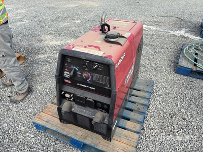 Lincoln Electric Ranger 225 Engine Driven Welder