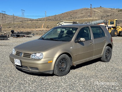 2003 Volkswagen Golf Automobile