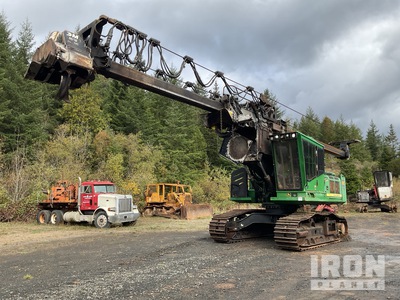 John Deere 2454D Tracks Ébrancheuse