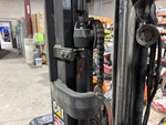 Hydraulics with Free Lift Cylinder