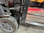 Chassis Lift with Side Shift