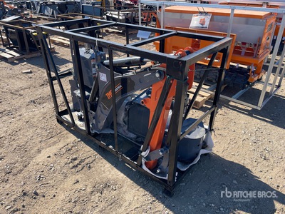 8 in Skid Steer Backhoe スキッドステア付属部品 (Unused)