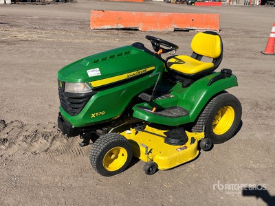 Quantity of (3) 2001 John Deere X570 Select 4x2 Ride-On Cortacéspedes