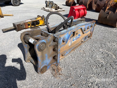 HydroRam HK220 26 in Hydraulic Breaker