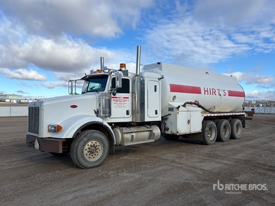 2006 Peterbilt 378 22330 L 8x6 Sleeper Camion cisterna de agua