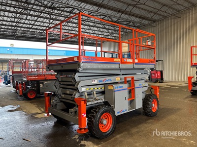 2000 Skyjack SJ8841RT 4x4 Dual Fuel Scissor Lift