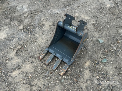 AMI HD0306E16 16 in Q/C Digging Excavator Bucket - Fits Takeuchi TB216