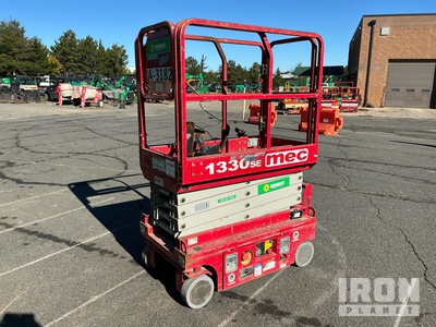 2017 MEC 1330SE Electric Scissor Lift