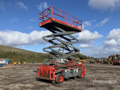 2015 Skyjack SJ9250 4x4 Diesel Scissor Lift