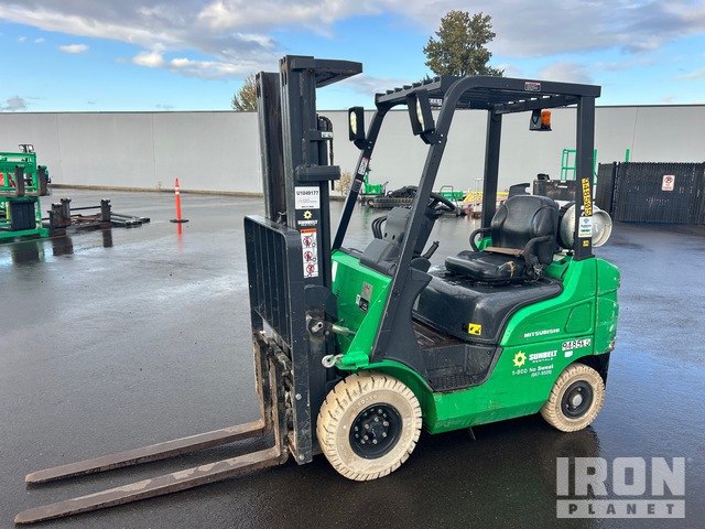 2016 Mitsubishi FG18N 3000 lb Pneumatic Tire Forklift