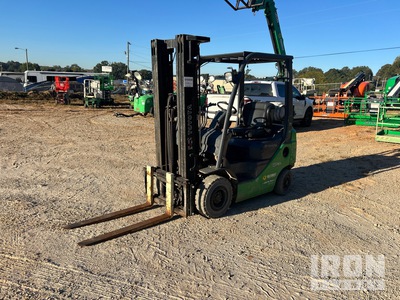2016 Toyota 8FGU15 2500 lb Pneumatic Tire Carrelli Elevatori