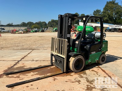2016 Yale GTP60VX 4650 lb Pneumatic Tire Forklift