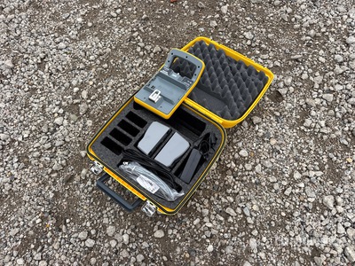 Trimble Multi Battery Adapter