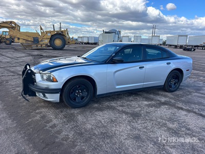 2013 Dodge Charger SE Automobile