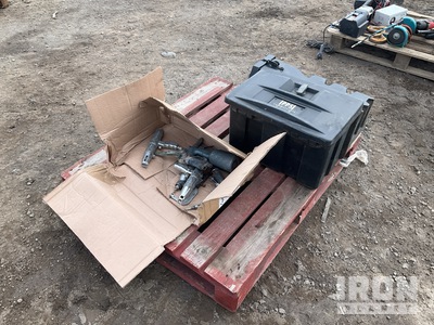 Quantity of (6) Air Tools