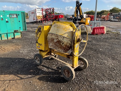 2015 Winget WG100 Portable Concrete Mixer