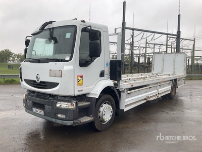 2012 RVI 4x2 Flatbed Truck