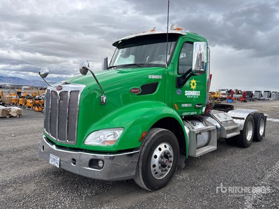 2019 Peterbilt 579 T/A Day Cab Truck Tractor