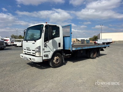 2009 Isuzu NPR 4x2 Flatbed Truck