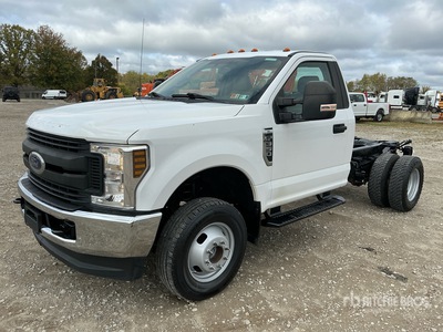 2018 Ford F-350 XL 4x4 Cab and Chassis
