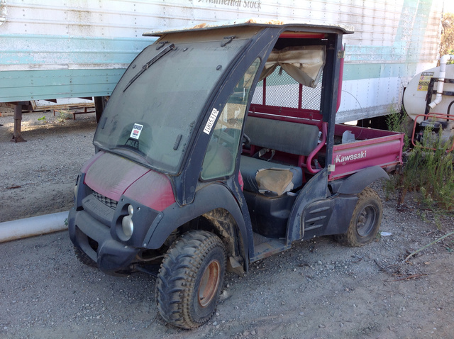 2007 Kawasaki Mule KAF400-B Utility Vehicle 2007 Kawasaki Mule KAF400-B Utility Vehicle