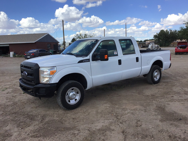 2013 Ford F-250 Super Duty 4x4 Crew Cab Pickup