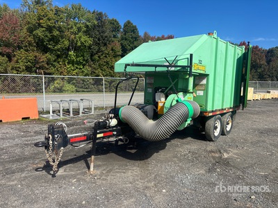 2003 Old Dominion Brush X-Treme XV8027 Debris & Leaf Vacuum