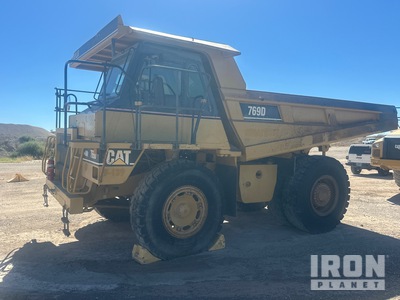 2001 Cat 769D Haul Truck