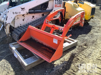 Kubota LA344S Front Loader Attachment (Inoperable)